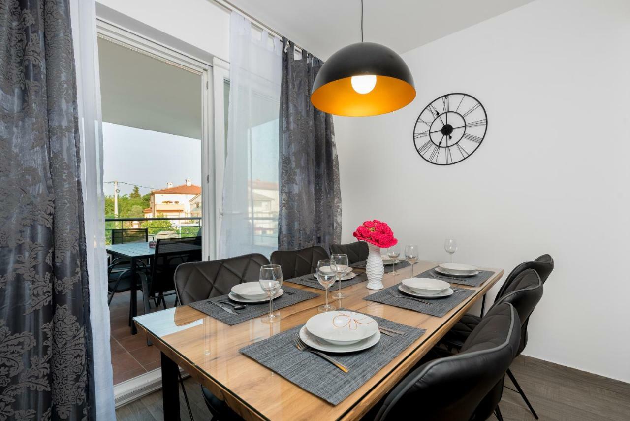 Villa Anja 2Nd Floor เปโรย ภายนอก รูปภาพ