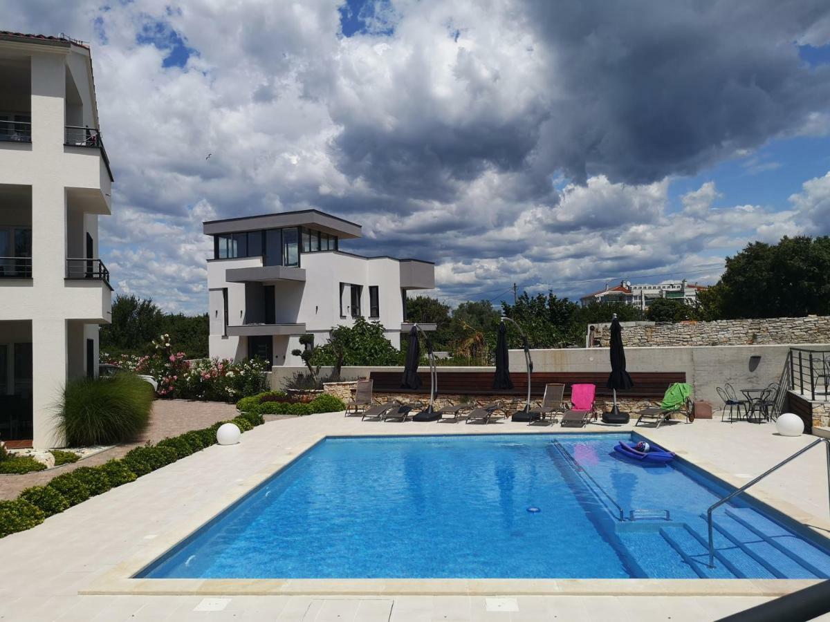 Villa Anja 2Nd Floor เปโรย ภายนอก รูปภาพ